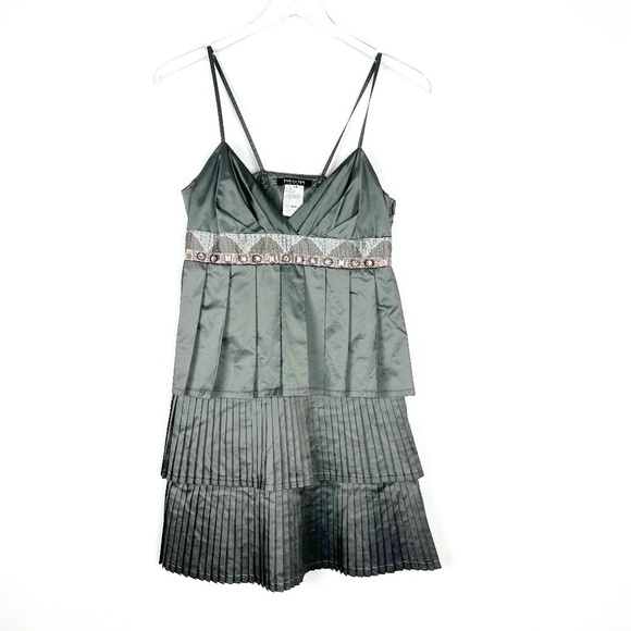 Patrizia Pepe Firenze Pleated Tiered Camisole Top. Metallic Grey. Size US 8 - Picture 13 of 13